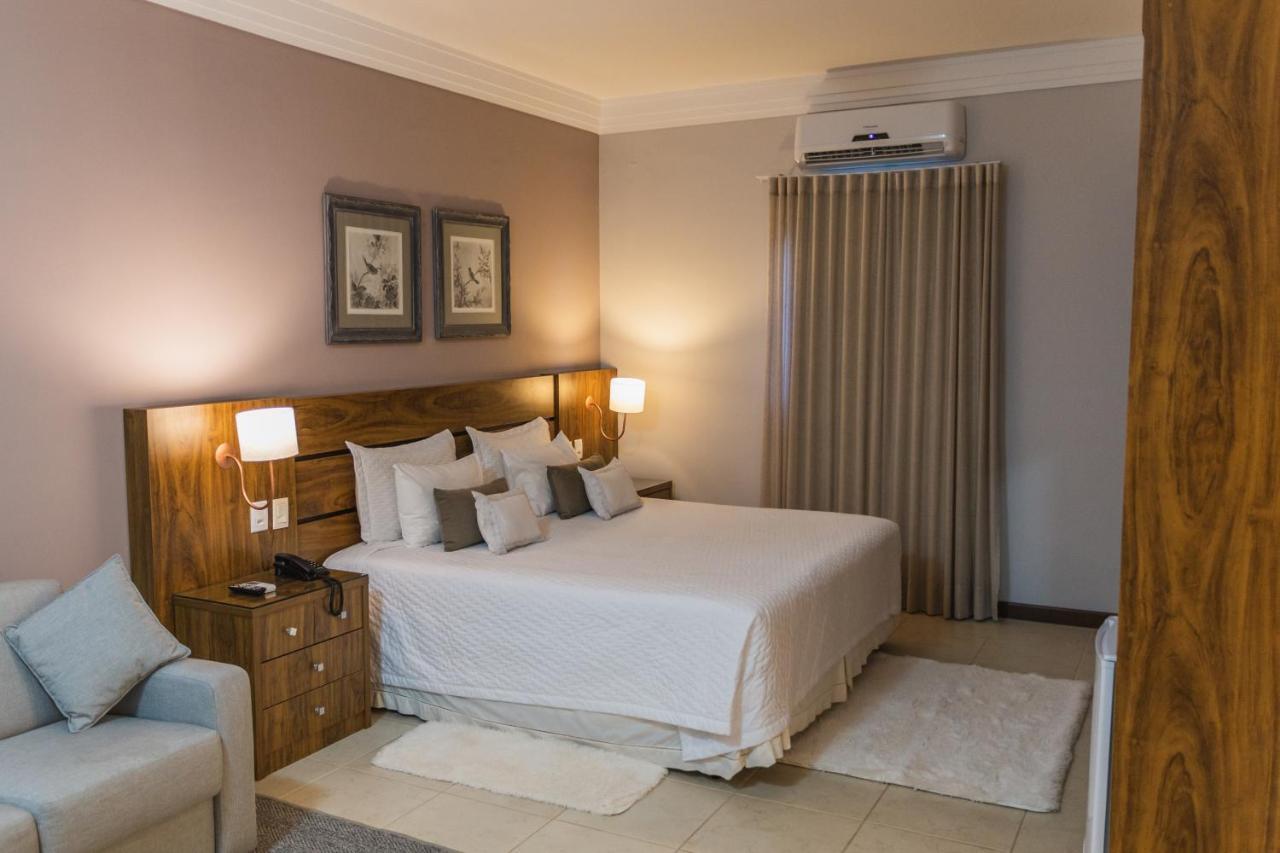 Jr Hotel Marilia Bagian luar foto