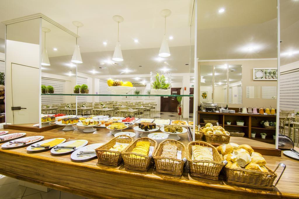 Jr Hotel Marilia Bagian luar foto