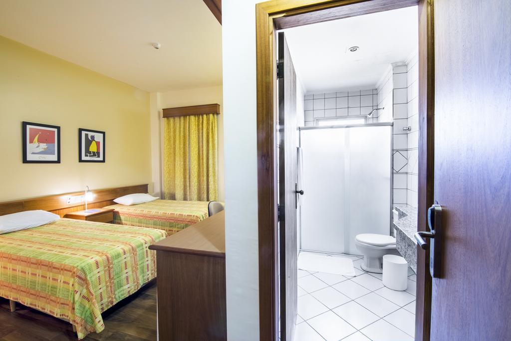 Jr Hotel Marilia Bagian luar foto