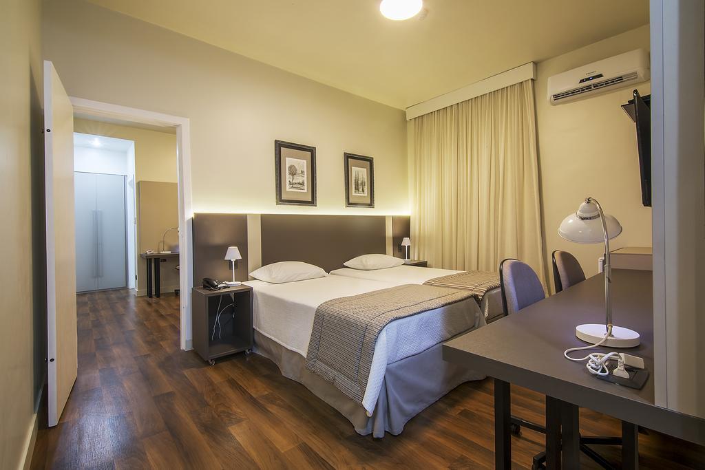 Jr Hotel Marilia Bagian luar foto