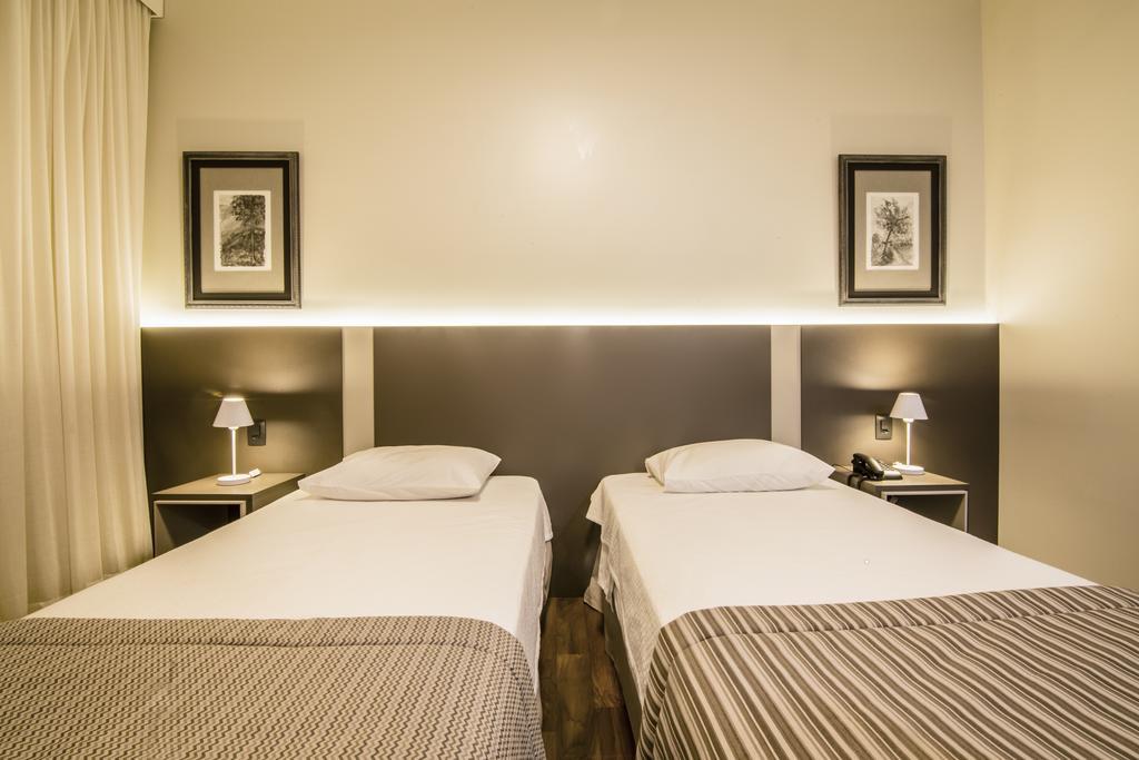 Jr Hotel Marilia Bagian luar foto