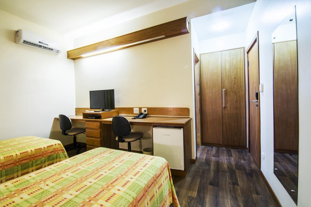 Jr Hotel Marilia Ruang foto