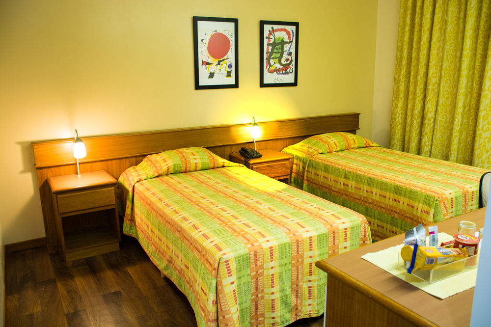 Jr Hotel Marilia Bagian luar foto
