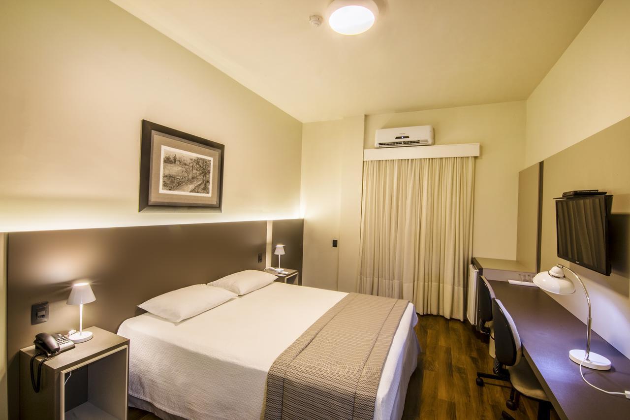 Jr Hotel Marilia Bagian luar foto